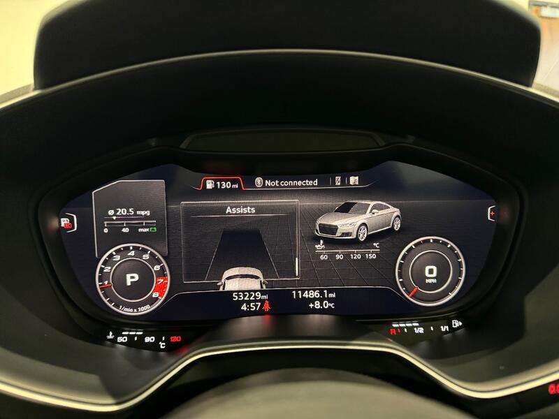 AUDI TT