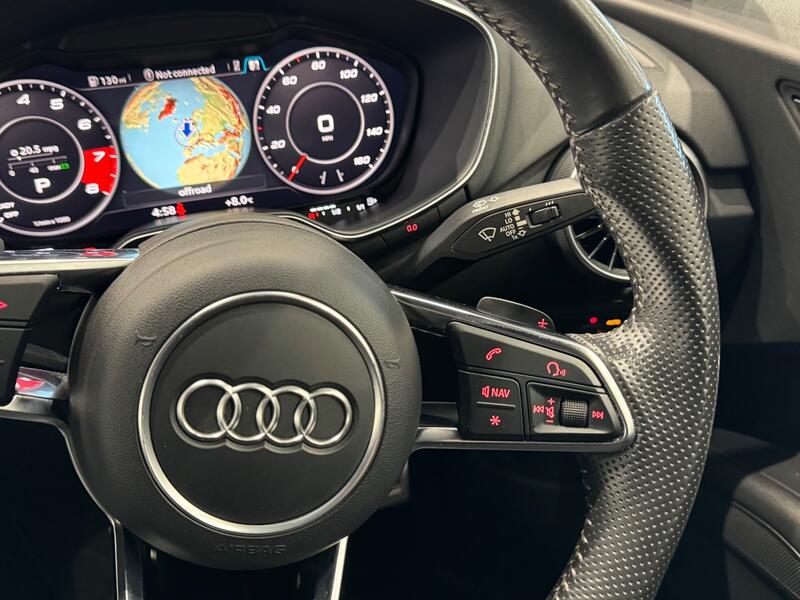AUDI TT