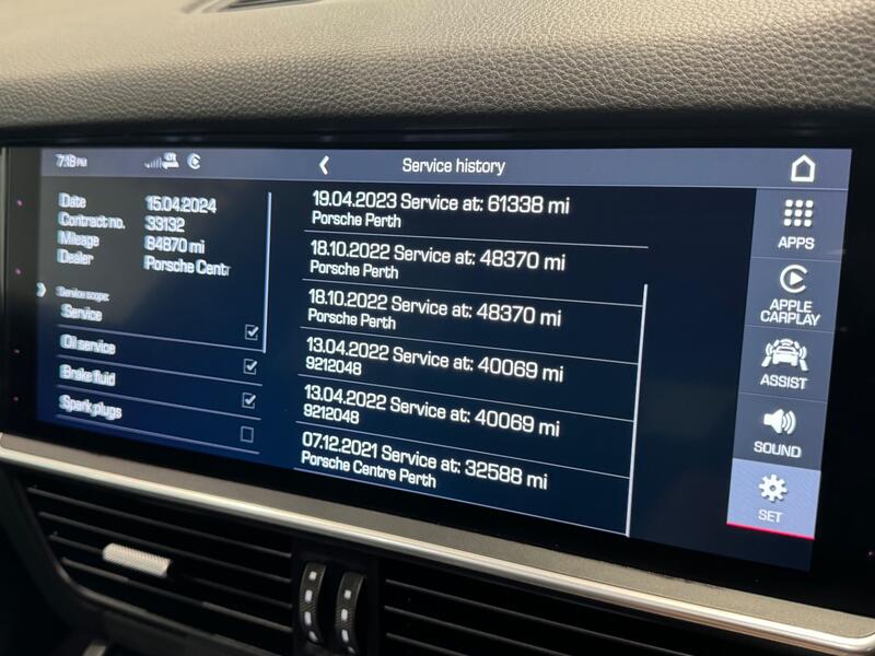 PORSCHE CAYENNE