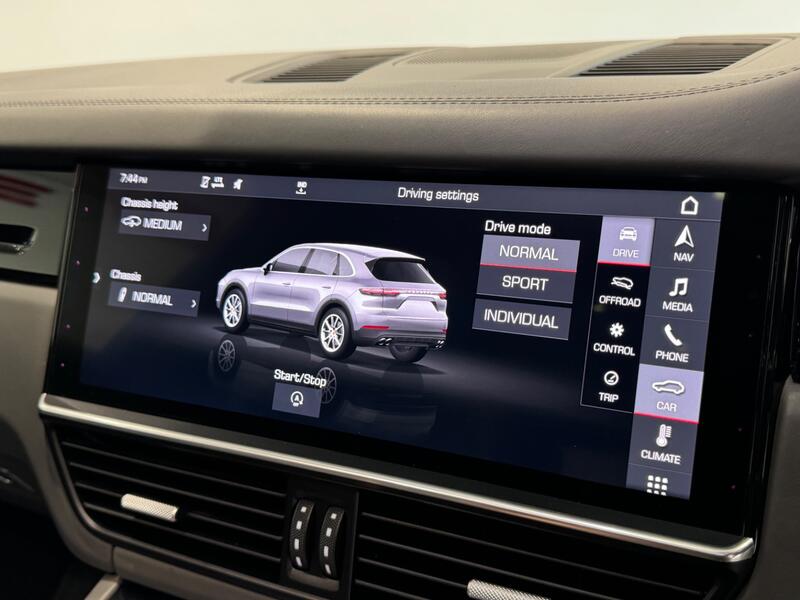 PORSCHE CAYENNE