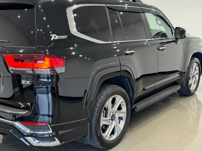 TOYOTA LAND CRUISER