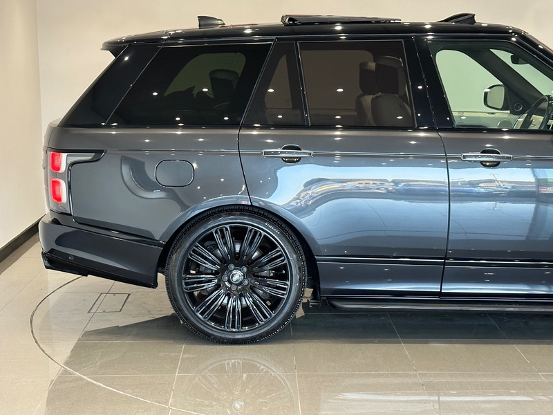 LAND ROVER RANGE ROVER