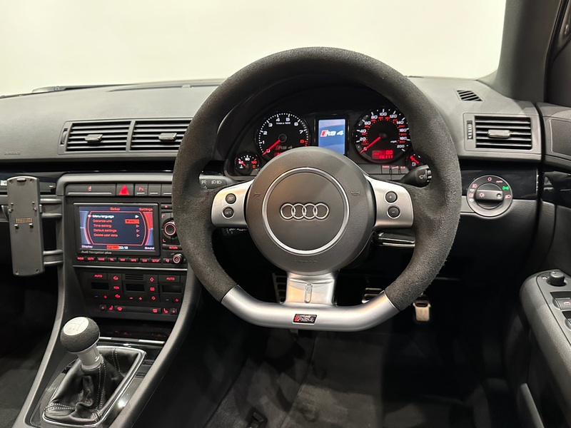 AUDI RS4