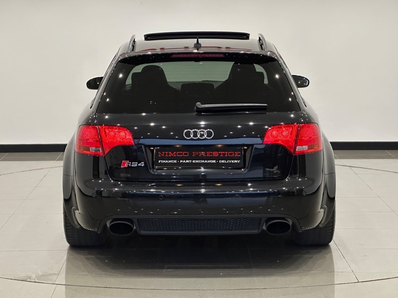 AUDI RS4