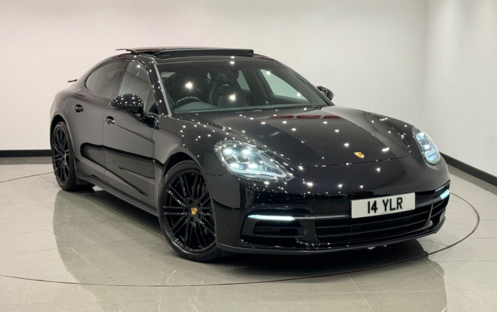 2019 Porsche Panamera